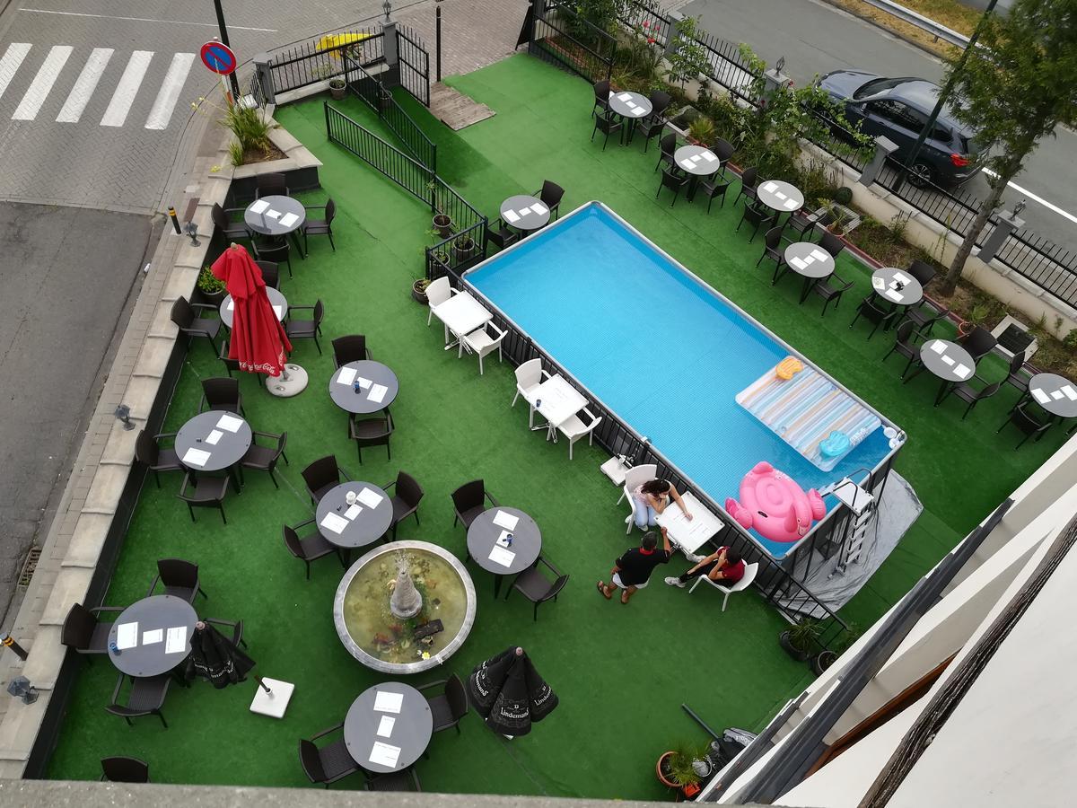Fly Inn Hotel Lounge Machelen 外观 照片